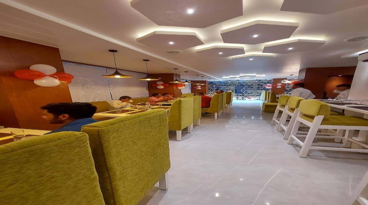 Hotel Bliss Jorhāt Dış mekan fotoğraf
