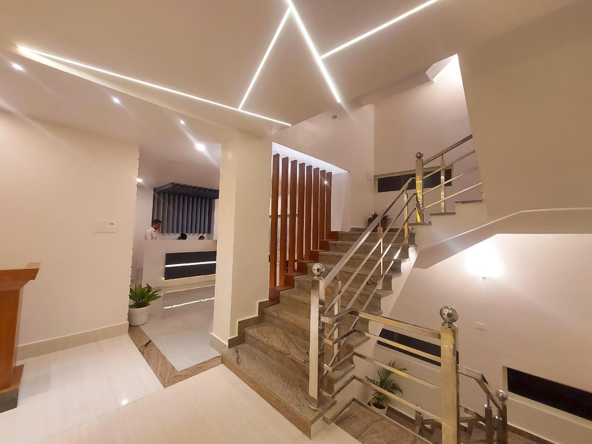 Hotel Bliss Jorhāt Dış mekan fotoğraf