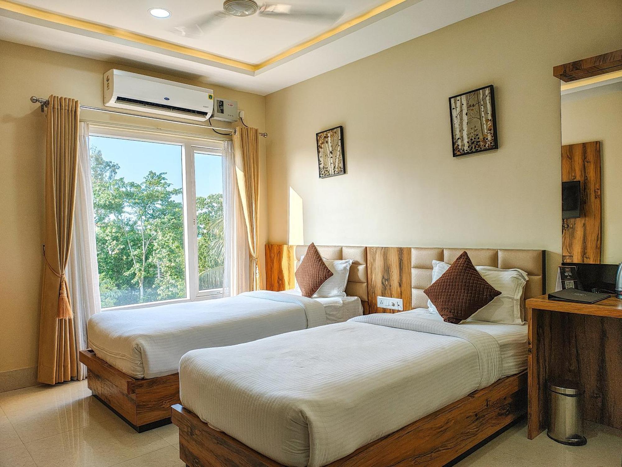 Hotel Bliss Jorhāt Dış mekan fotoğraf